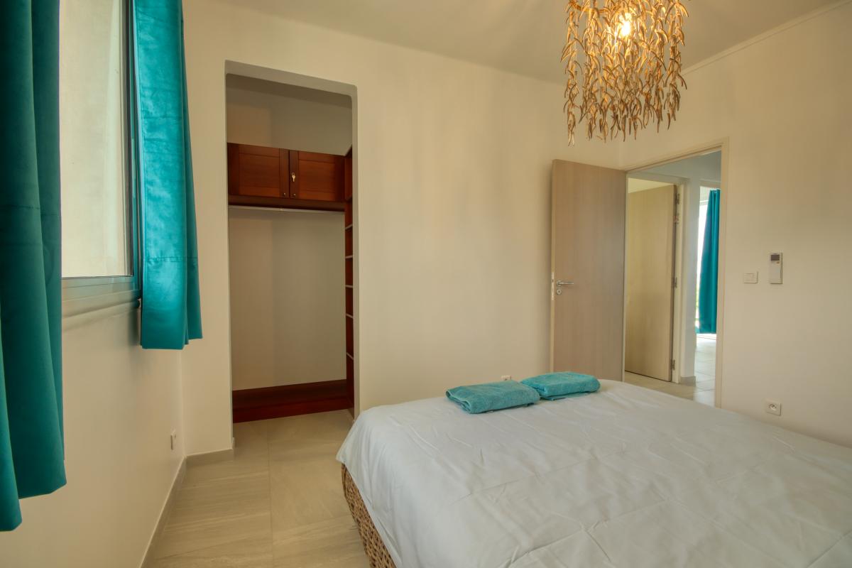 location villa 8 personnes le Diamant Martinique chambre 2 c